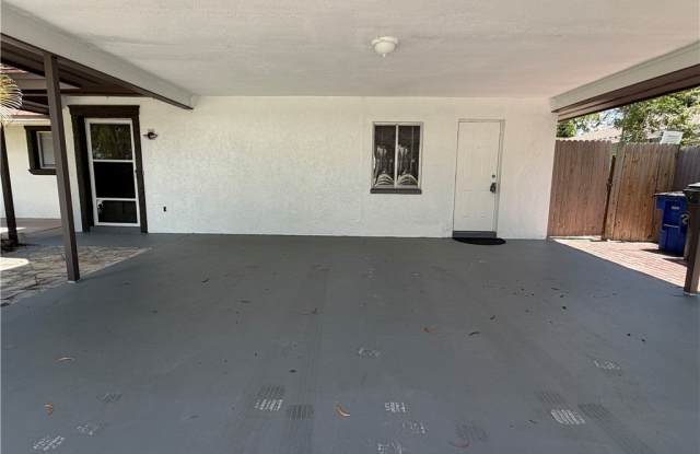 5831 Casablanca Court Gallery 3