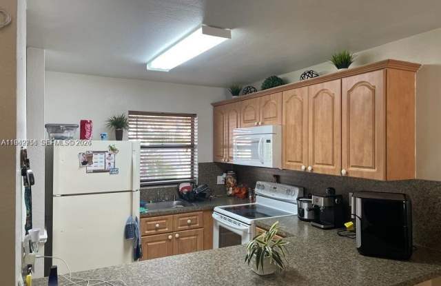 1318 W 42nd St photos photos 1318 W 42nd St photos photos