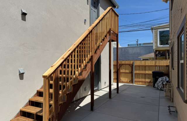 New Downtown Construction 650 Sqft. 1 Bedroom 1 Bathroom Unit for Leaase. Gallery 3