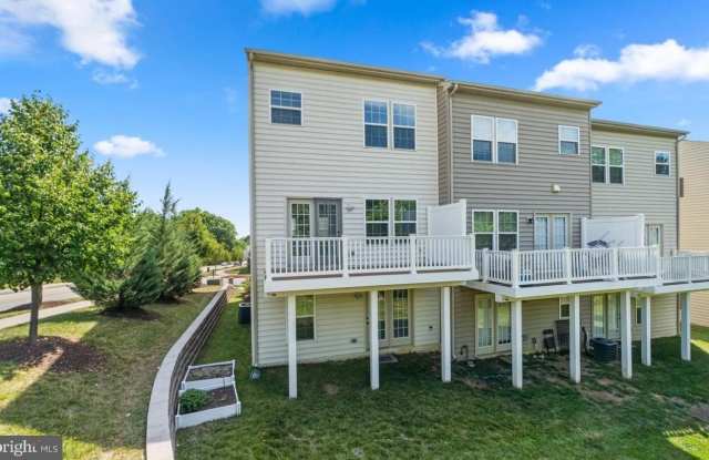 7302 FREEBIRD LANE photos photos