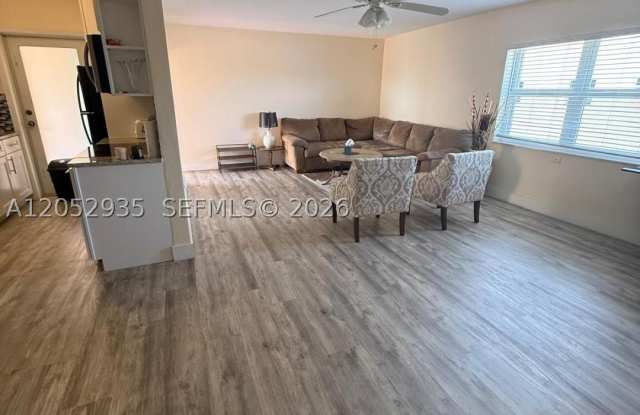 1747 Rodman St photos photos