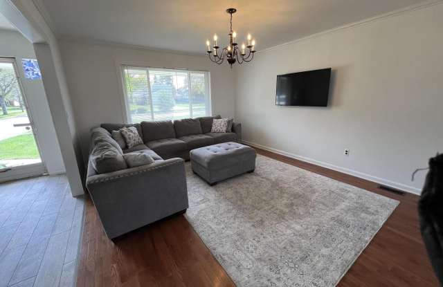 4033 Ramblewood Drive Gallery 4