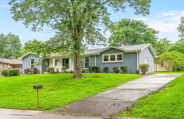 Beautiful Pet Friendly 3 bedroom home for rent! photos photos