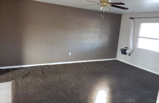 10025 W RIVIERA Drive Gallery 2