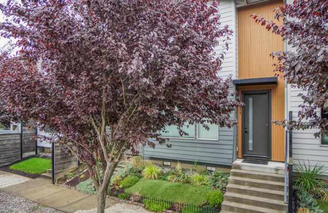 132 North 43rd Place Gallery 3
