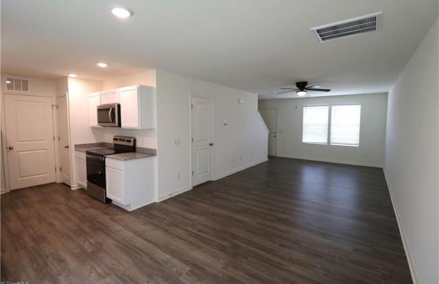 130 Ariel Court Gallery 3