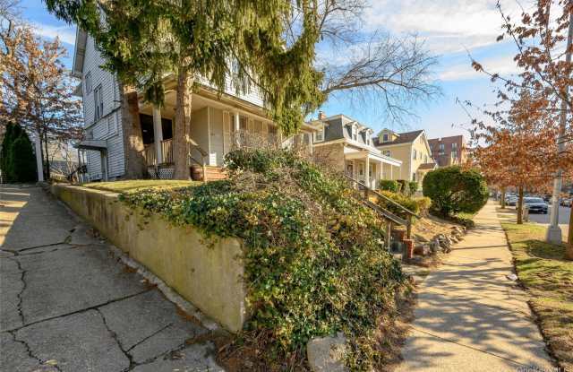 84-21 120 Street photos photos