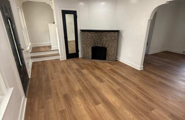 1443 East 195th Street Gallery 4