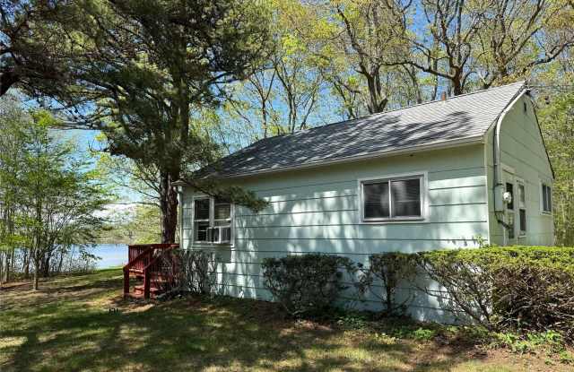 8515 Soundview Avenue photos photos