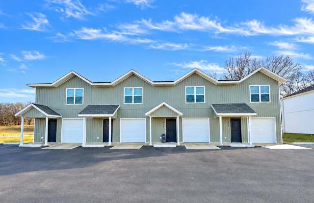 First full month FREE plus a 50" TV if lease signed by Oct 31st.  New 3 Bedroom / 2.5 Bathroom Townhome in Decatur! Gallery 4
