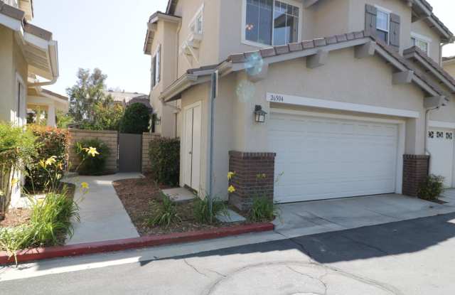 Townhome for Lease in Valencia! photos photos Townhome for Lease in Valencia! photos photos