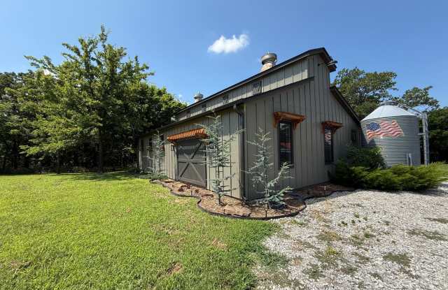 Uniquely charming lake house 2bd 2ba photos photos