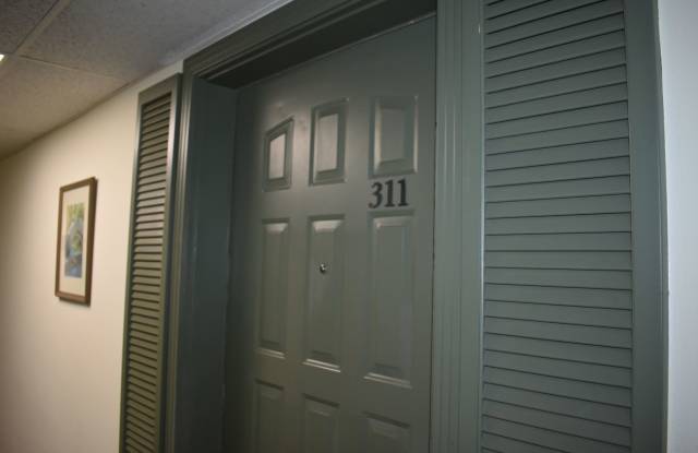 Charming 1-Bedroom Condo in a 55+ North Park Community Gallery 3