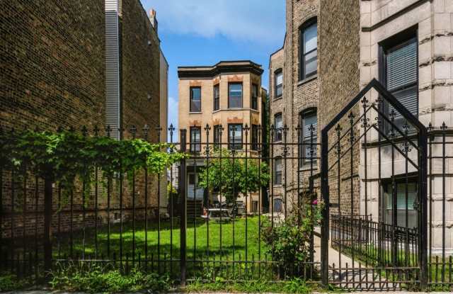 3140 N Kenmore Avenue photos photos