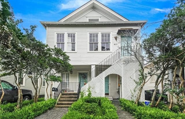 617 HENRY CLAY Avenue - 617 Henry Clay Avenue, New Orleans, LA 70118