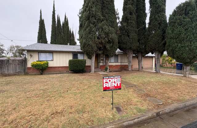 SW Dinuba Home Near Shopping Centers Available Now! photos photos SW Dinuba Home Near Shopping Centers Available Now! photos photos
