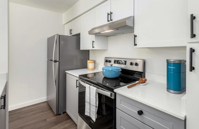 Brant Apartments Gallery 2