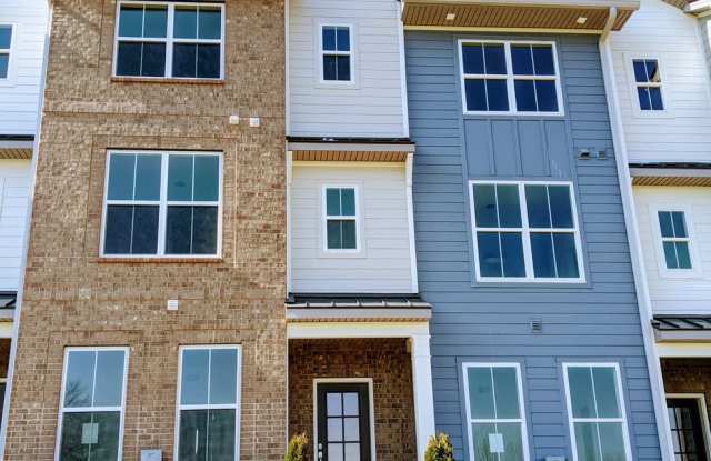 Luxury Town Home - Williamson County - 134 Greenbrook North Way, Nolensville, TN 37135