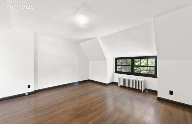 38-12 213th Street Gallery 4