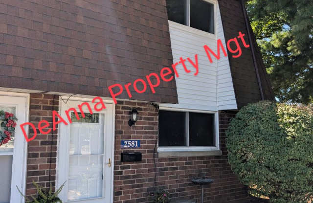 Avon -Townhouse 2 bedrooms 1.5 Baths photos photos