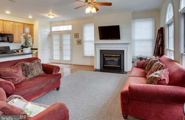 10500 CAPTAIN JOHN SMITH COURT Gallery 2
