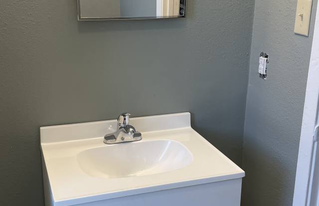 215 N Chestnut St photos photos