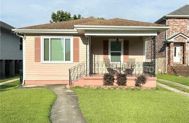 5223 SAINT ROCH Avenue photos photos