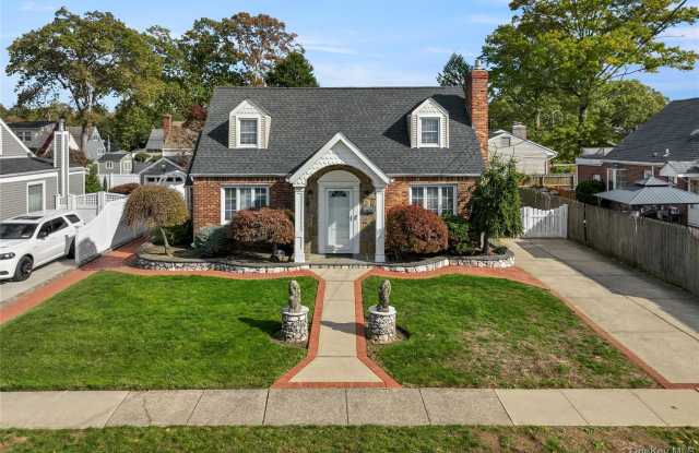 17 Cedar Drive photos photos