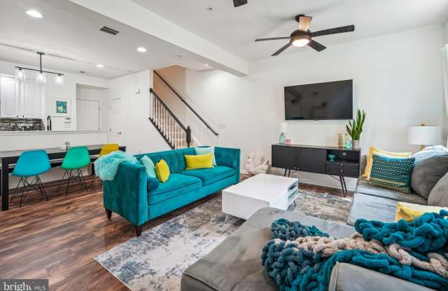 2330 FOREST RIDGE Terrace unit: 7 photos photos