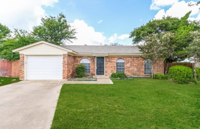 9928 Alemeda Court - 9928 Alemeda Court, Fort Worth, TX 76108