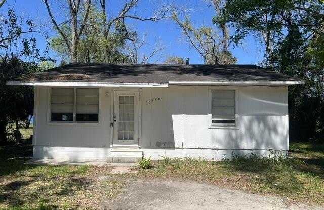 25146 NW 4TH Avenue photos photos