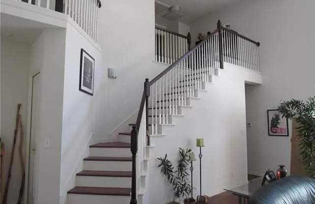 14589 Evergreen Court Gallery 4