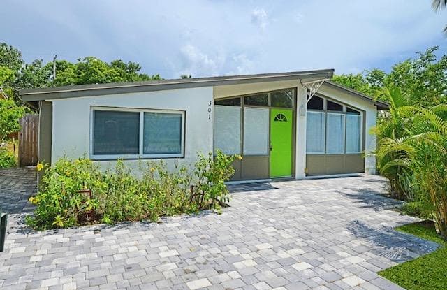 301 Enfield Street - 301 Enfield Street, Boca Raton, FL 33487