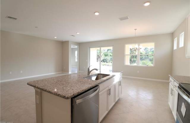 8031 Venetian Pointe Drive Gallery 3
