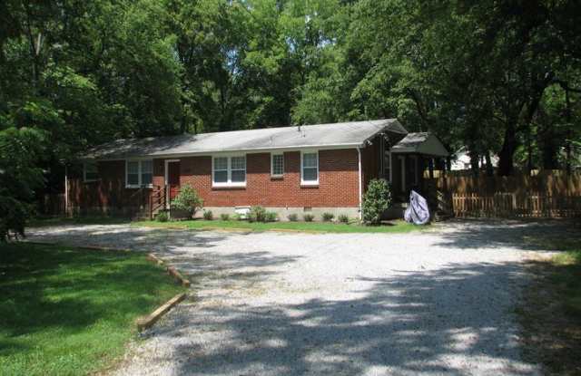 2425 Chapel Avenue photos photos