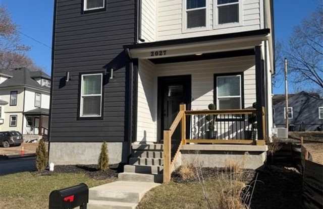 2027 Agnes Avenue photos photos