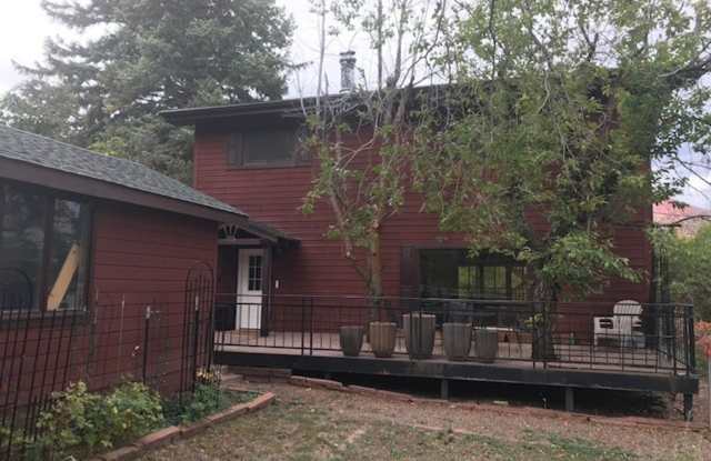 Fully Furnished Home in Historic Glenwood Gallery 1