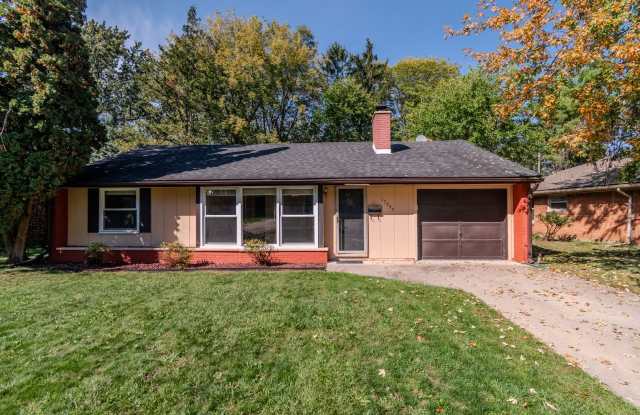 Charming Updated 3-Bedroom Brick Ranch with Wood-Style Flooring & Attached Garage in Southfield Gallery 1