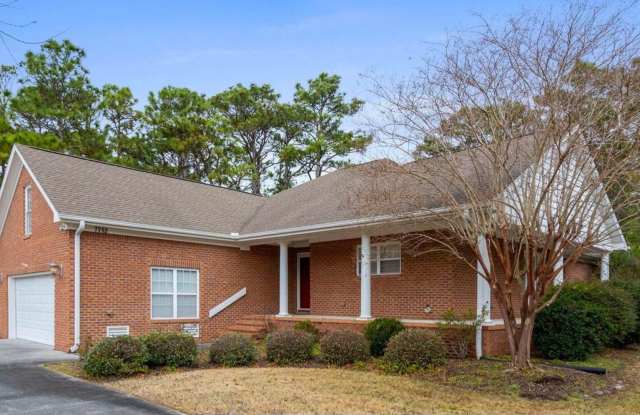 4 bedroom/3 bathroom in Cypress Island community, minutes from Carolina Beach! photos photos