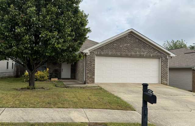 Nice 3 Bed 2 Bath Available in July! Book Your Tour Today! photos photos