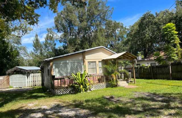 6901 Hudson ave - 6901 Hudson Avenue, Hudson, FL 34667