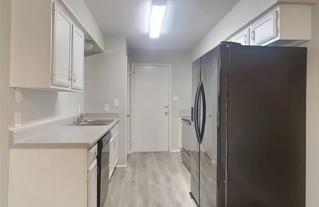 4115 CYPRESS SPRINGS Gallery 4