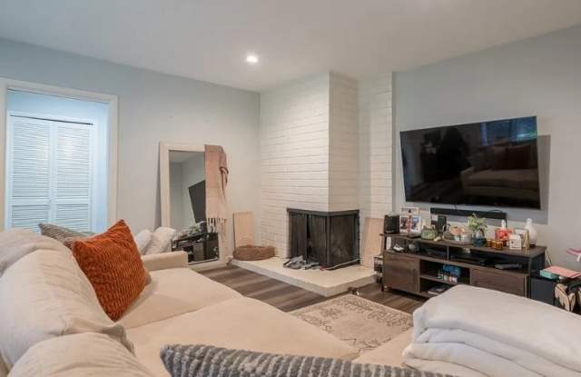 1630 S Pomona Ave Unit C25 photos photos