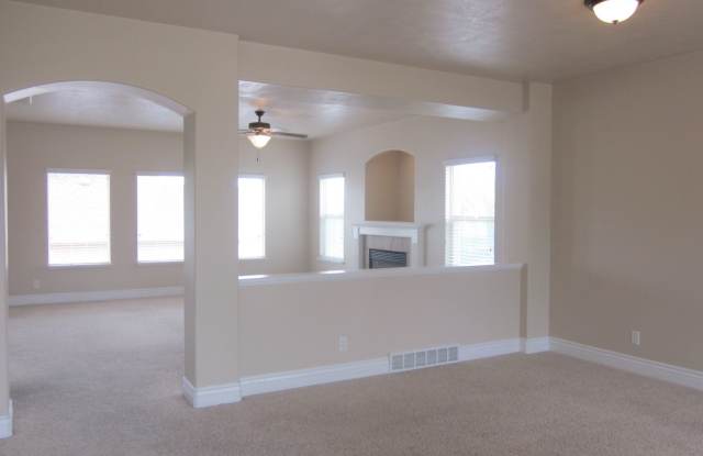 7376 W. Sycamore Farm Rd. (8000 S.) Gallery 2