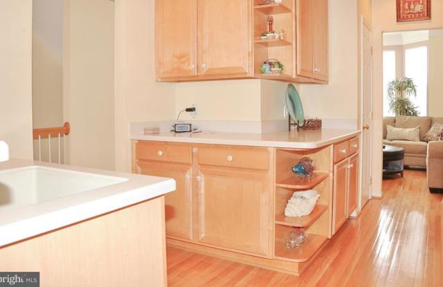6955 BANCHORY CT Gallery 2