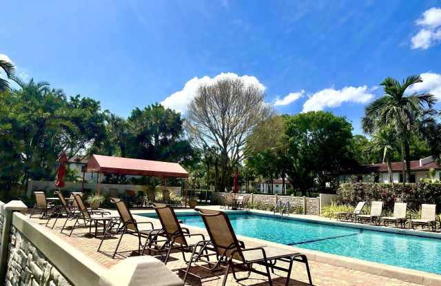 21535 CYPRESS HAMMOCK Drive Gallery 4