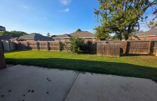 Nice 3 bedroom 2 bath home Gallery 4