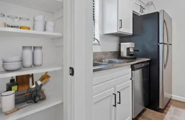 The Alista Apartments Gallery 2