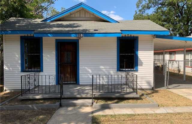 903 Recio Street Gallery 4
