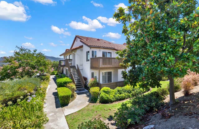 Charming 2-bedroom, 2-bathroom upstairs condo in the heart of San Marcos - 866 South Rancho Santa Fe Road, San Marcos, CA 92078